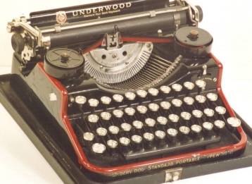 Serial number 466351, built about 1930-31.&nbsp; Two-tone red/black.